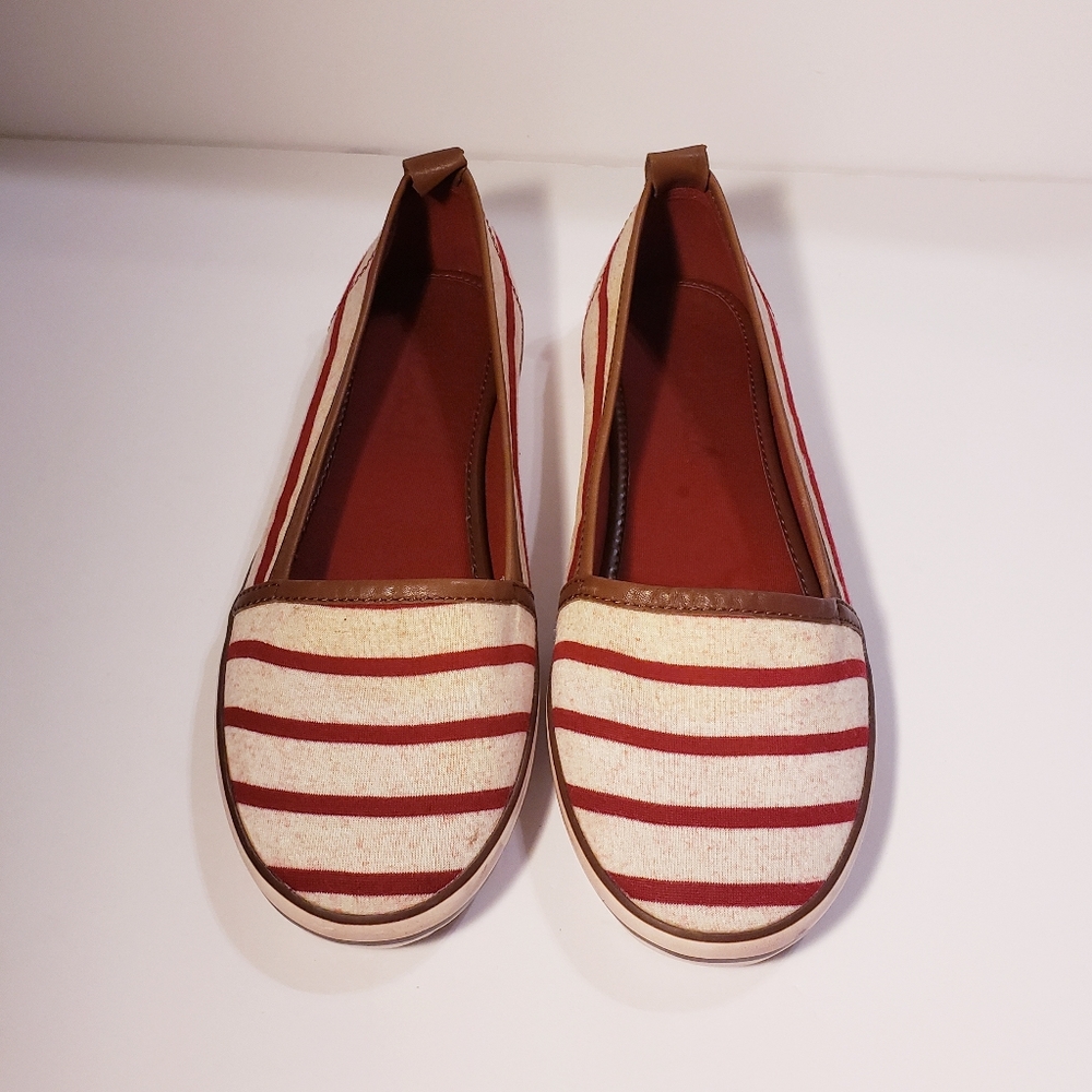 Splendid Striped Malibu Boat Flats